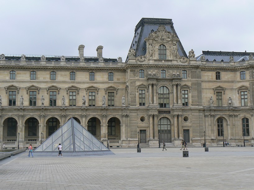 Le Louvre: le musee du louvre 052